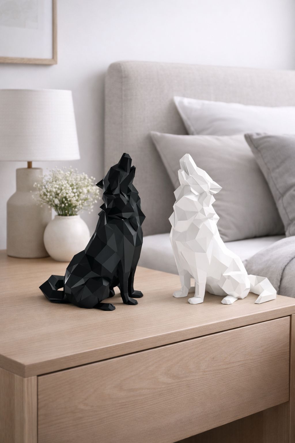 Lunar Echo Wolves – Modern Geometric Sculpture Se
