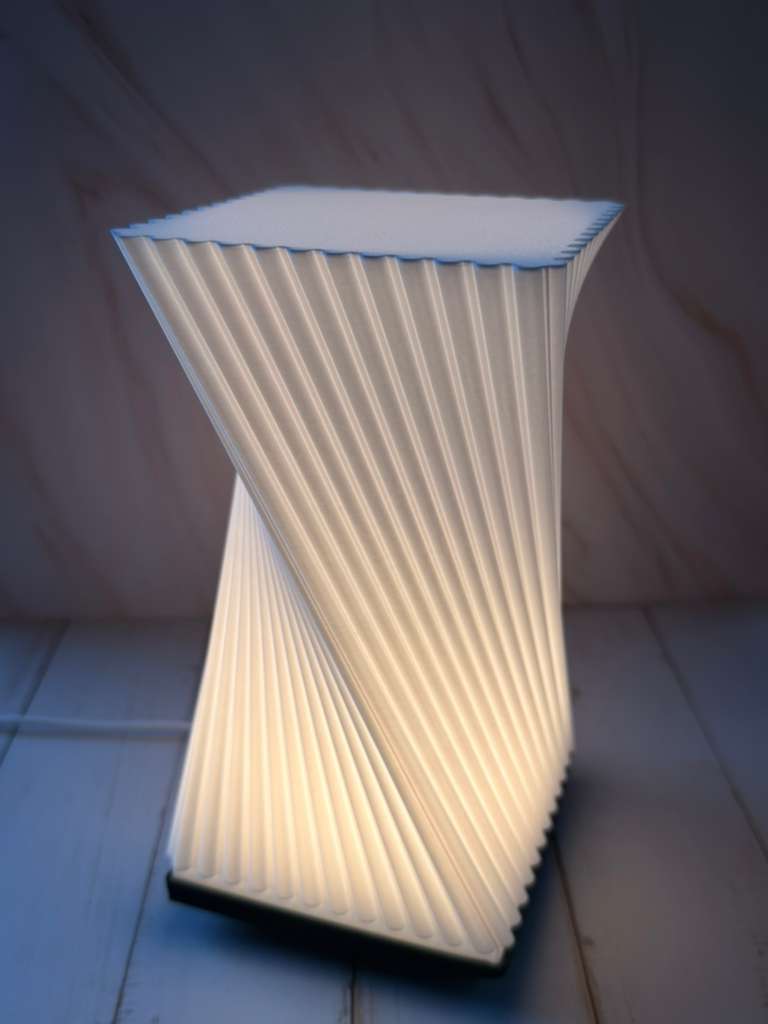 Modern Twisted Table Lamp – Minimalist LED Bedside Lamp | Sculptural Ambient Light (LED Included)